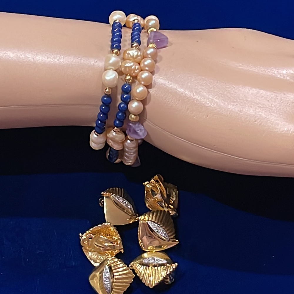 Vintage jewelry bundle